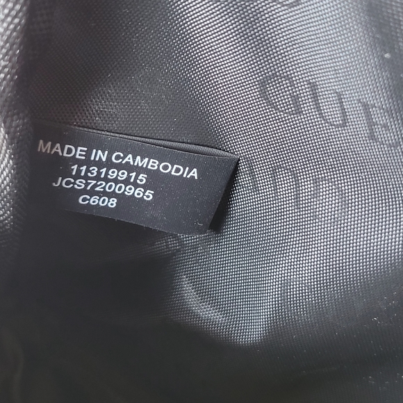 Guess Faux Leather Monogram Black and Gray Travel Bag - Picture 12 of 12